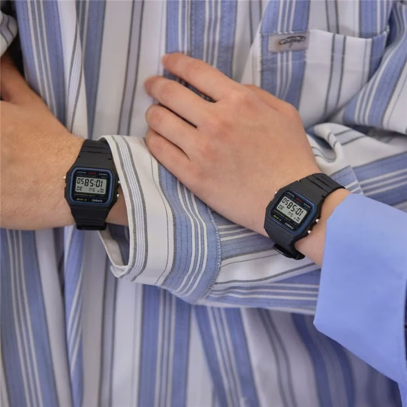 Relógio de Pulso Casio F-91W-1 - Watch Display Pillow avaliação e preço